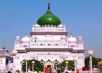 Deva Sharif Majar