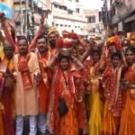 Varanasi: ज्ञानवापी मुक्ति की कामना लेकर विश्वनाथ धाम पहुंचीं वादिनी महिलाएं, निकाली भव्य कलश यात्रा ‘ज्ञानवापी मुक्त करो’ के लगे नारे varanasi
