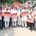 Varanasi: चाइनीज मांझे पर रोक को लेकर सपा नेता ने डीएम को सौंपा ज्ञापन, बोले – रोक नहीं लगी तो…